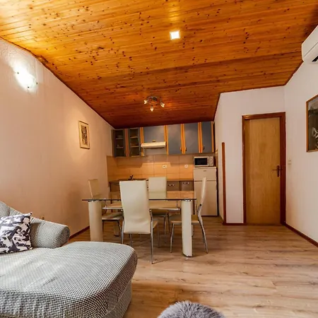Arijana2 Mit Privater Terrasse By Interhome Medulin