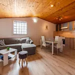 Arijana2 Mit Privater Terrasse By Interhome מדולין