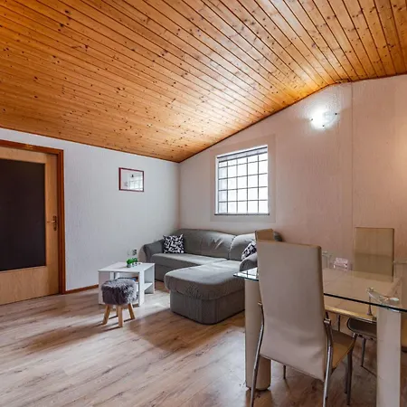 Apartment Arijana2 Mit Privater Terrasse By Interhome Medulin