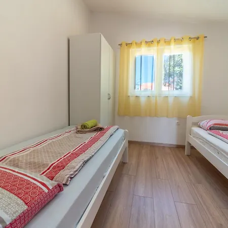 Apartment Arijana2 Mit Privater Terrasse By Interhome