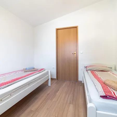 Apartment Arijana2 Mit Privater Terrasse By Interhome *